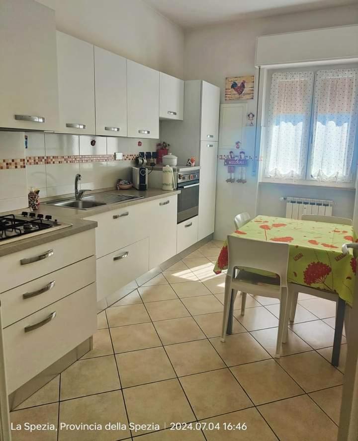 Rebecca House Apartment ลาสเปเซีย ภายนอก รูปภาพ
